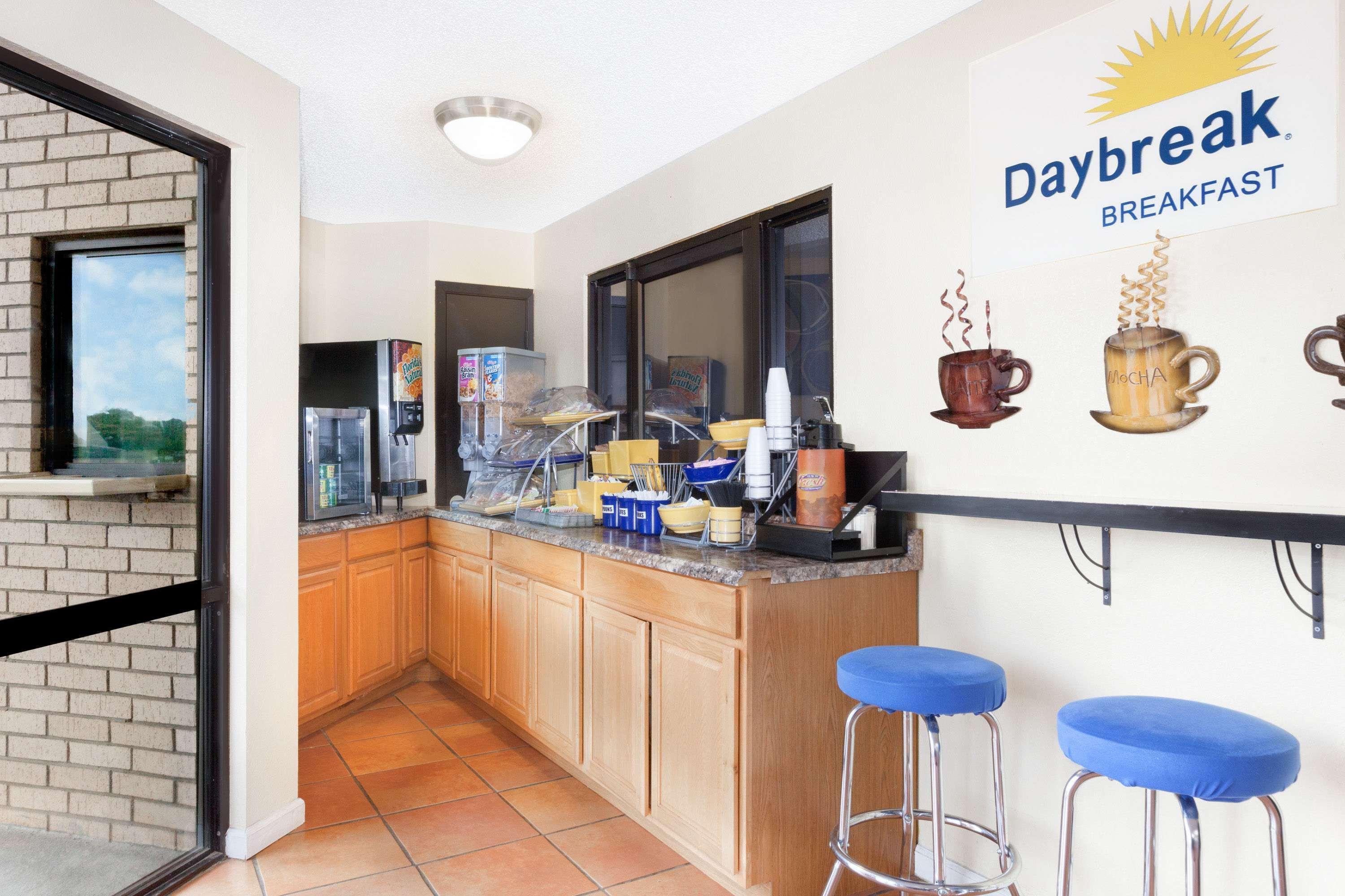 Motel Days By Wyndham Louisiana 2*